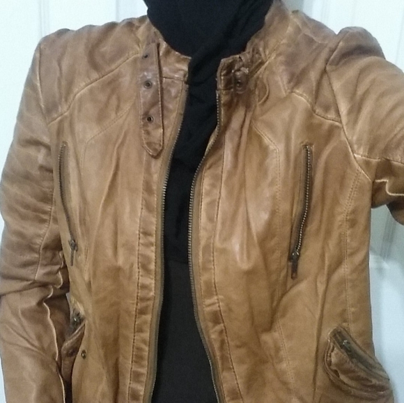 Faux leather jacket - Picture 7 of 9